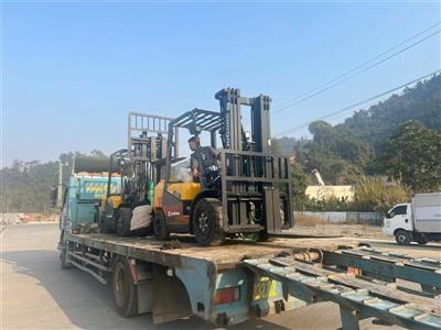 BÀN GIAO 2 XE NÂNG LIUGONG PHỤC VỤ NHÀ MÁY VIÊN NÉN