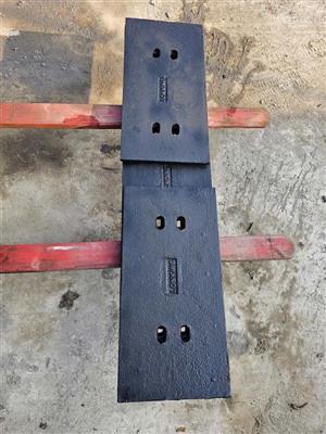 Lưỡi lam gầu máy xúc lật