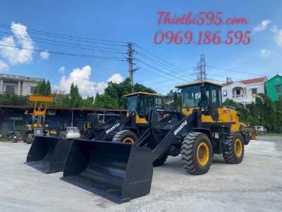 Máy xúc lật SHANTUI L36B3 cần dài