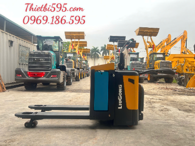 XE NÂNG ĐIỆN ĐỨNG LÁI 2000KG