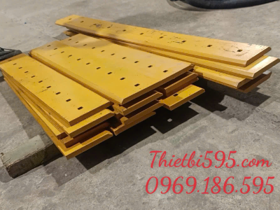 Lưỡi Gầu Máy Xúc Lật Có Giá Bao Nhiêu