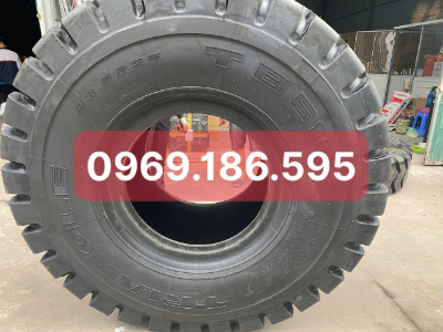 Lốp máy xúc lật 23.5R25 lắp cho các xe 4 tấn đến 5 tấn