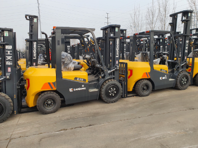 Dịch Vụ Cho Thuê Xe Nâng LiuGong Uy Tín – Xe Nâng Điện, Xe Nâng Dầu 2,5–5 Tấn