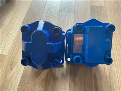 Bơm thủy lực máy xúc lật 
