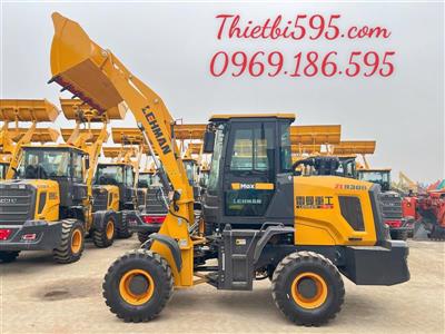 MÁY XÚC LẬT 930B