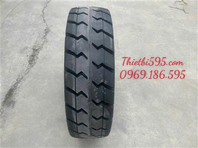 Lốp đặc xe nâng 700-12