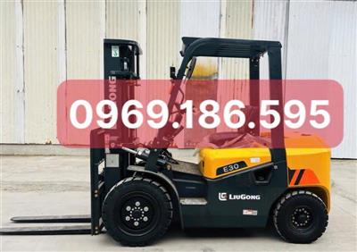 Xe nâng LIUGONG 3 tấn chui cont